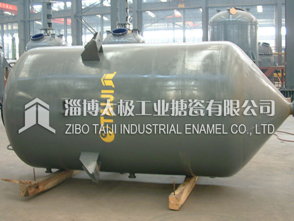 高溫純凈水對搪玻璃反應釜設備瓷面也有腐蝕性